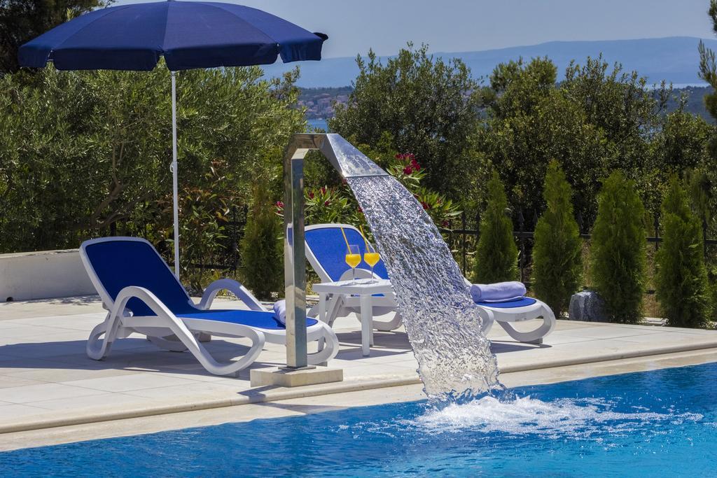 Apartments Villa Tramonto Seget Vranjica Dış mekan fotoğraf