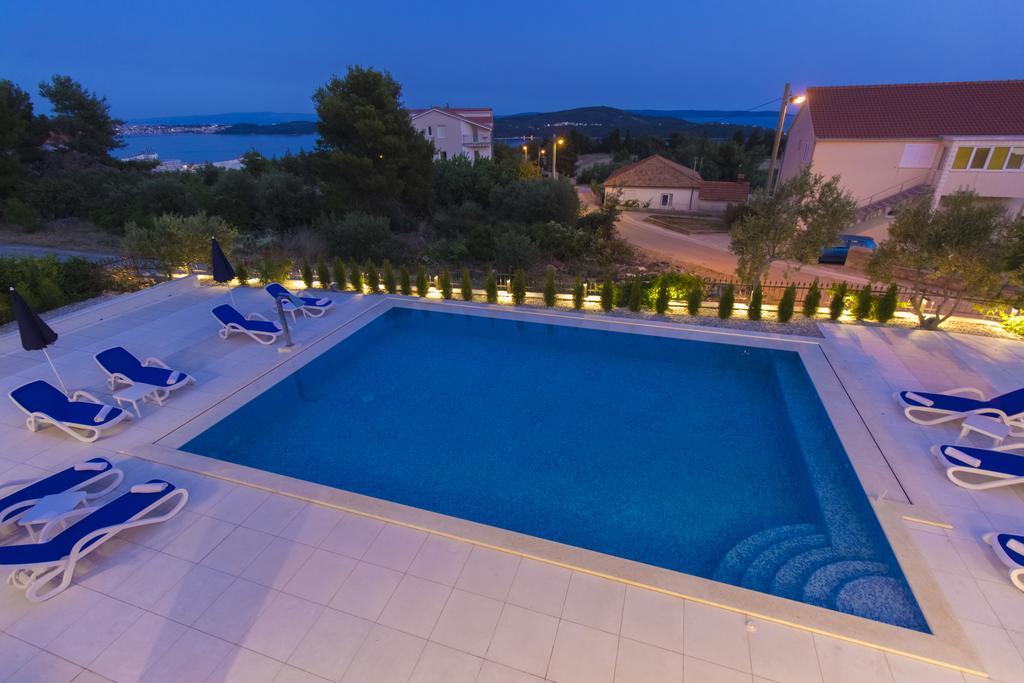 Apartments Villa Tramonto Seget Vranjica Dış mekan fotoğraf