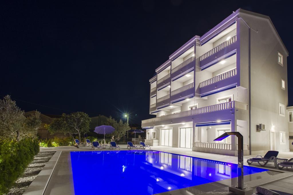 Apartments Villa Tramonto Seget Vranjica Dış mekan fotoğraf